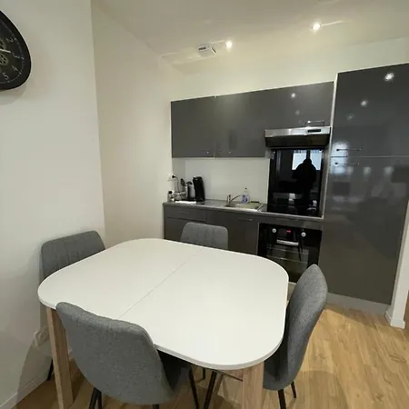 Le Chaleureux Marie * رانس