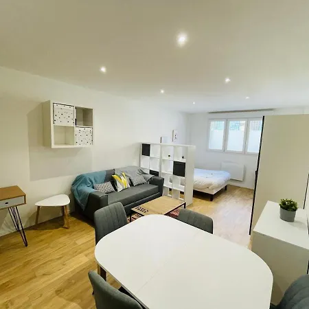 Le Chaleureux Marie *