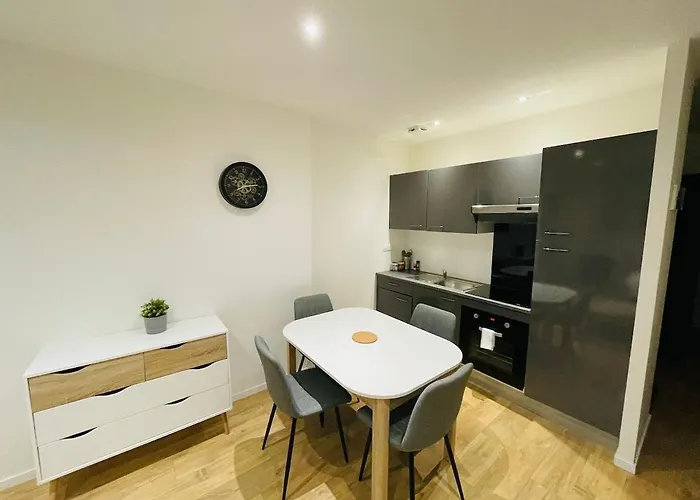 Le Chaleureux Marie Reims